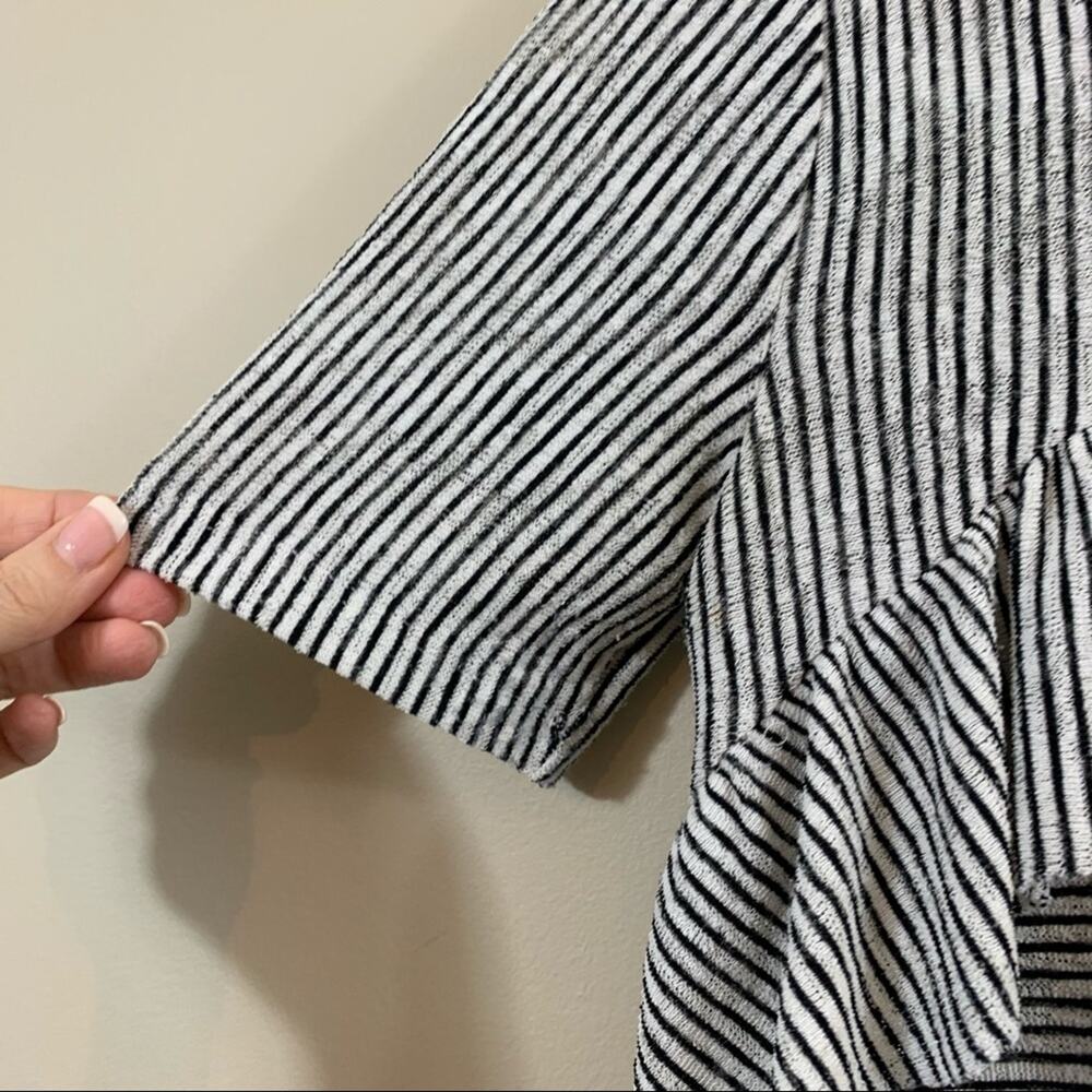 Zara W/B Collection White Striped Ruffle Top - Picture 4 of 6